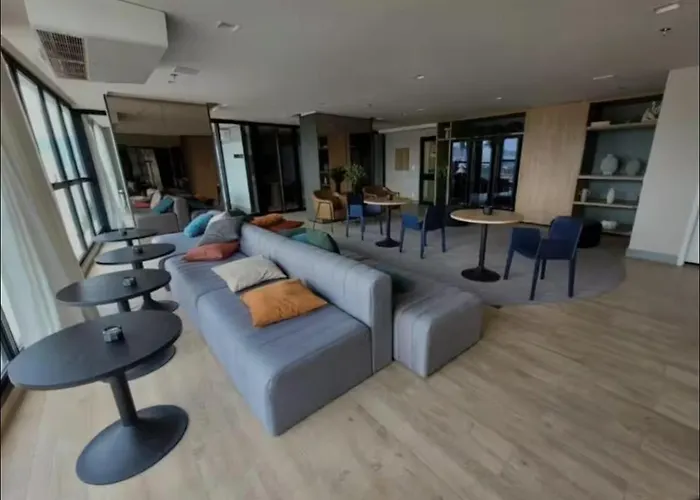 Skylux Flat Com Piscina Vaga E Varanda